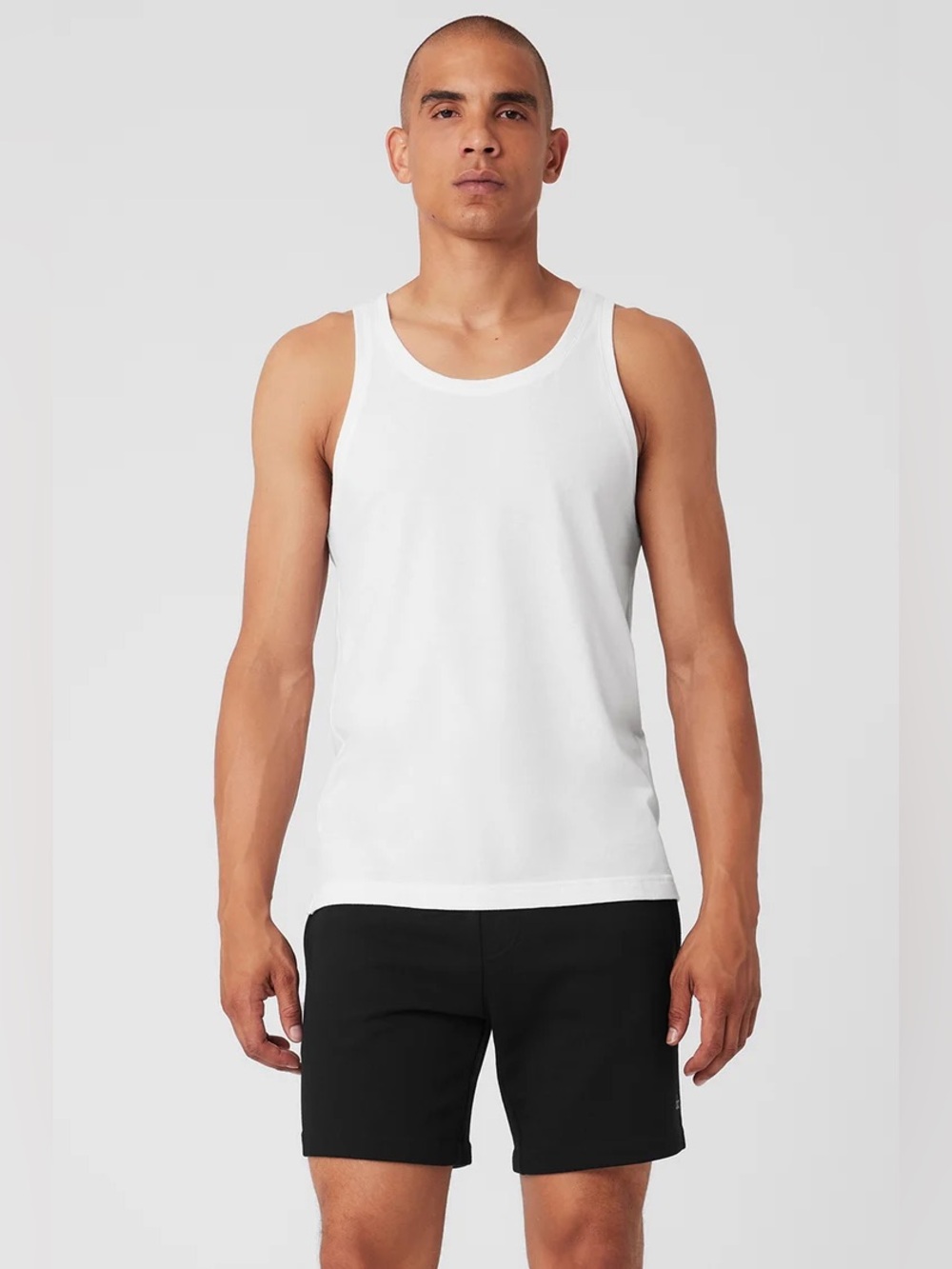 Alo Yoga Men’s Triumph Tank – White – M